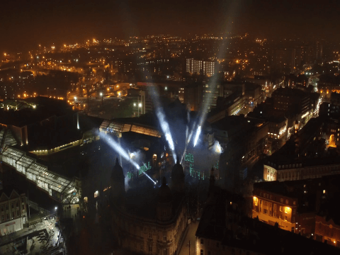 HD zoom.mp4.00_01_33_21.Still001